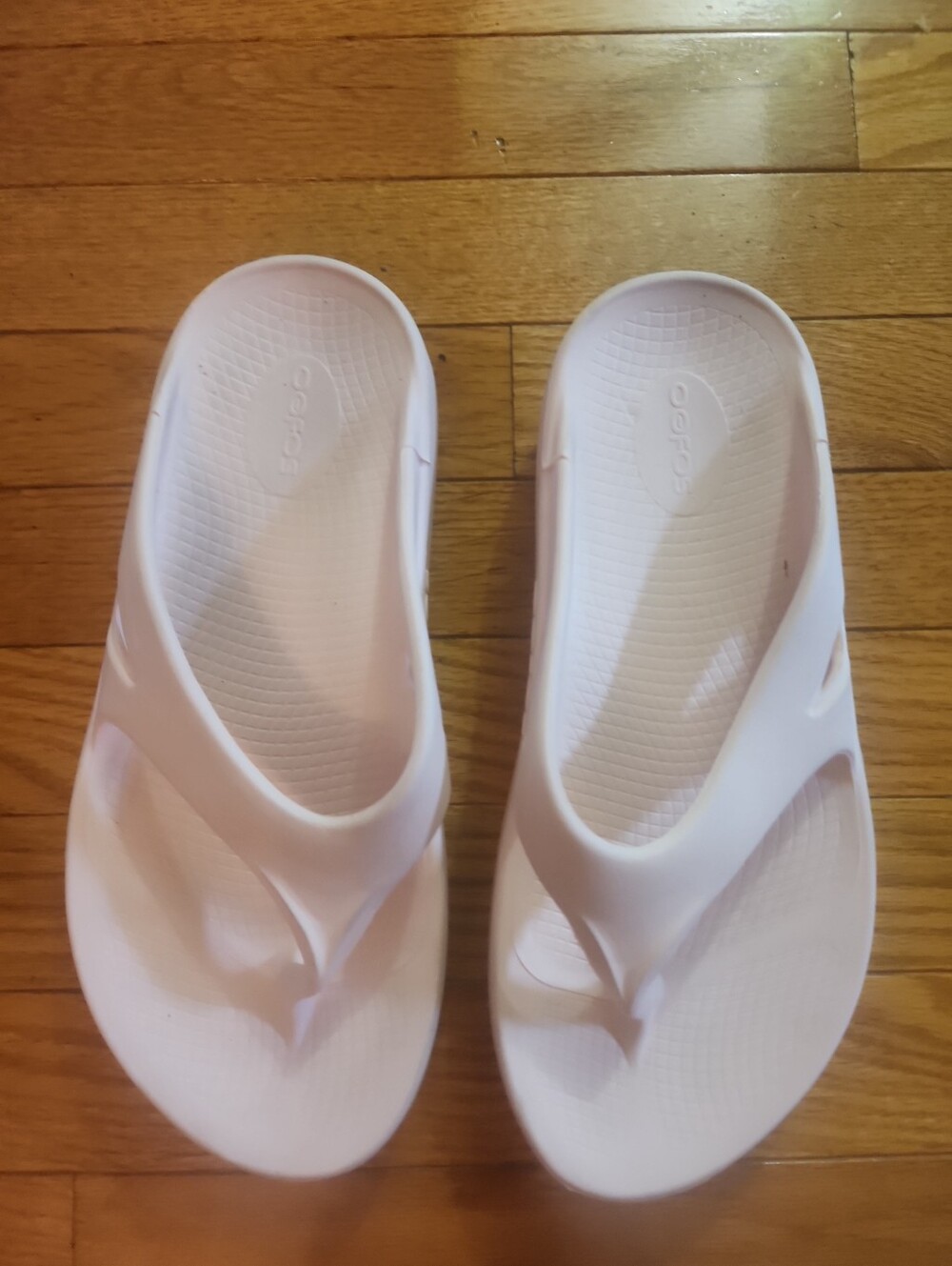 Oofos Ooriginal Recovery Light Pink Women’s Foam Flip Sandals